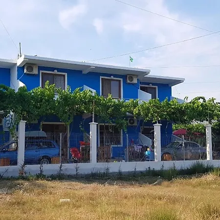 Apartment One Bedroom At 400 M Away From The With Enclosed Garden And Wifi B *